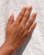 Load image into Gallery viewer, custom gold wedding ring in richmond virginia