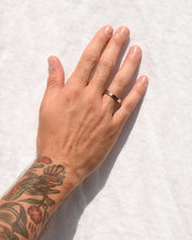 Load image into Gallery viewer, Where to buy a wedding ring in richmond