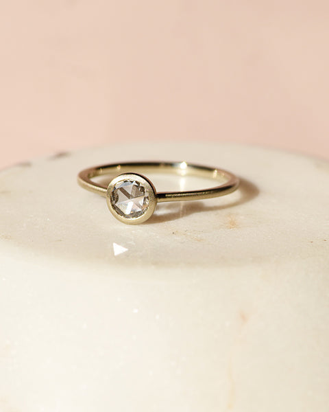 Amelia Ring – White Gold (0.38ct)