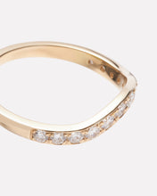 Load image into Gallery viewer, Where to get a custom gold diamond wedding ring in Richmond
