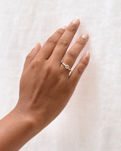 Load image into Gallery viewer, custom diamond engagement rings rva
